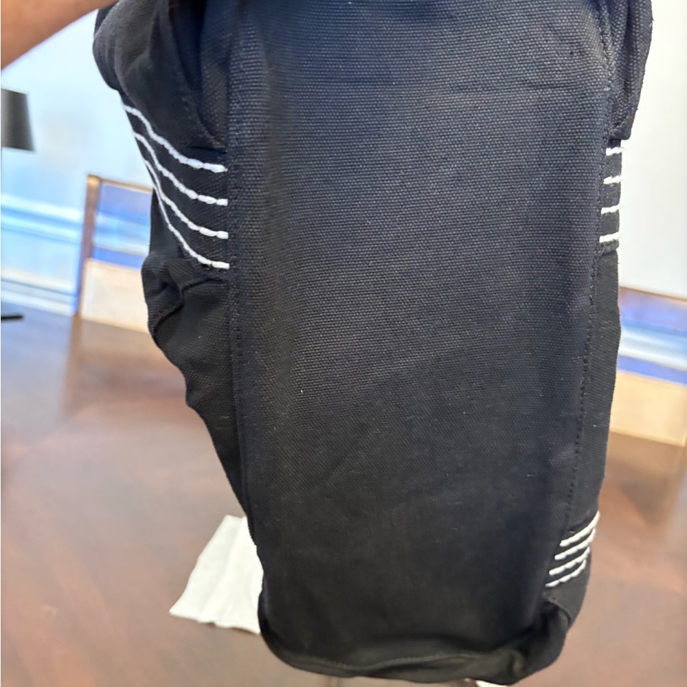 Stylish Black Canvas Tote Bag - Picture 3 of 4